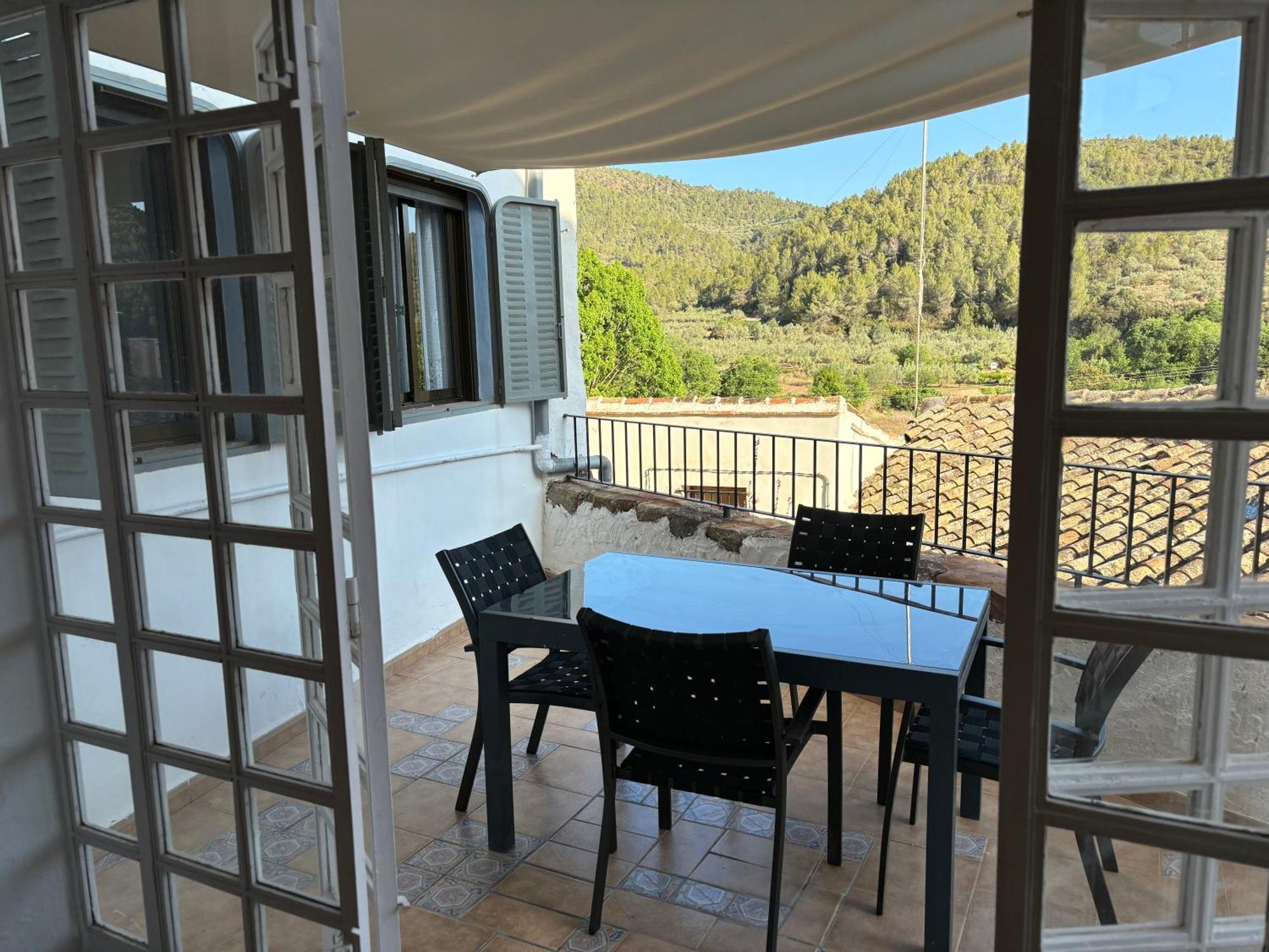 Piso En Vall De Almonacid Con Vistas, Aire Acondicionado, Wifi Y Smart Tv Exterior photo