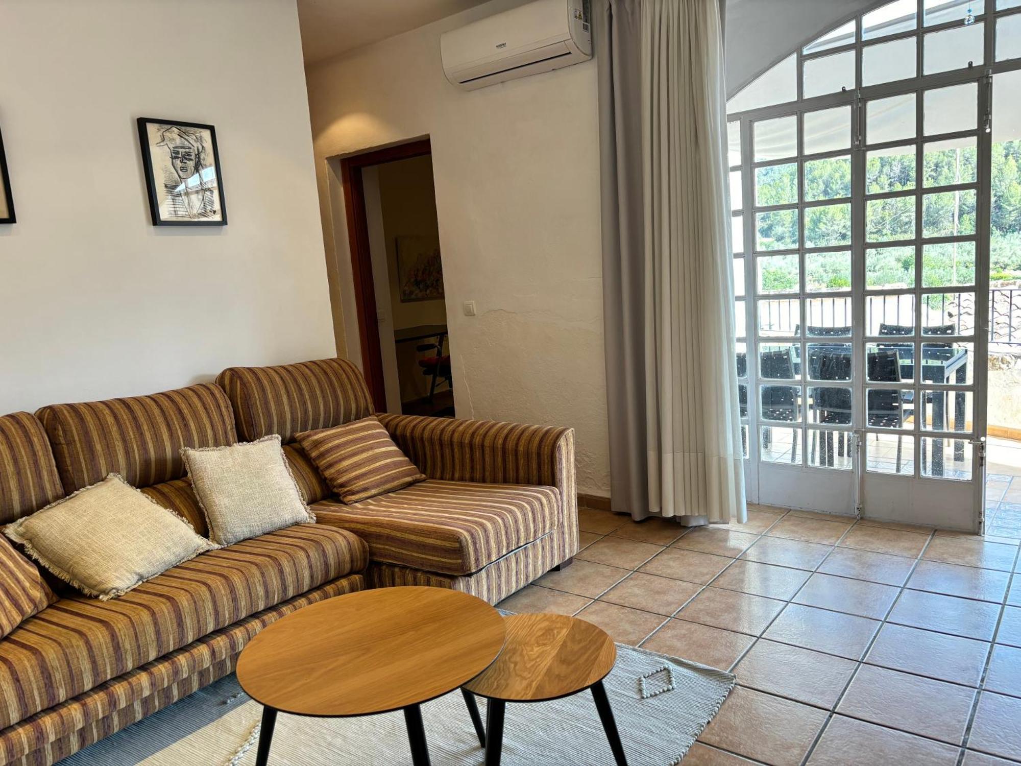 Piso En Vall De Almonacid Con Vistas, Aire Acondicionado, Wifi Y Smart Tv Exterior photo